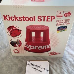 Supreme black step stool